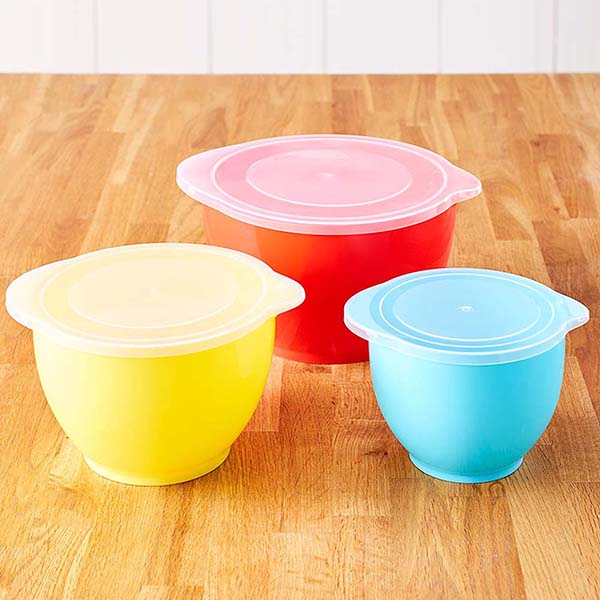 3 Piece Storage and Batter Mixing Bowl Set with Lids