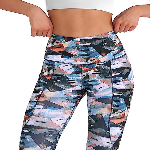 Women's High Waisted Yoga Capris with Pockets