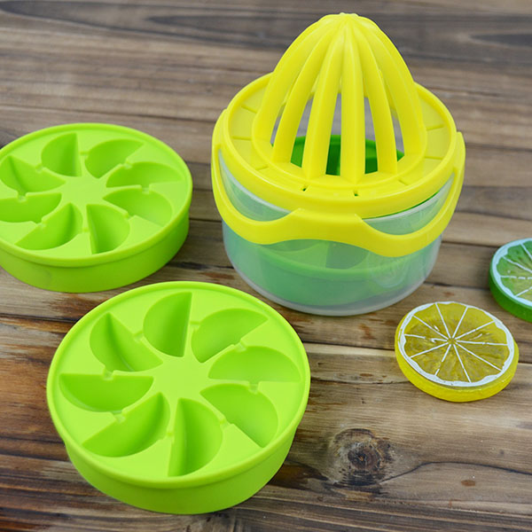 Lemon Drop Citrus Cube Infusion Set wiith Reamer and Silicon