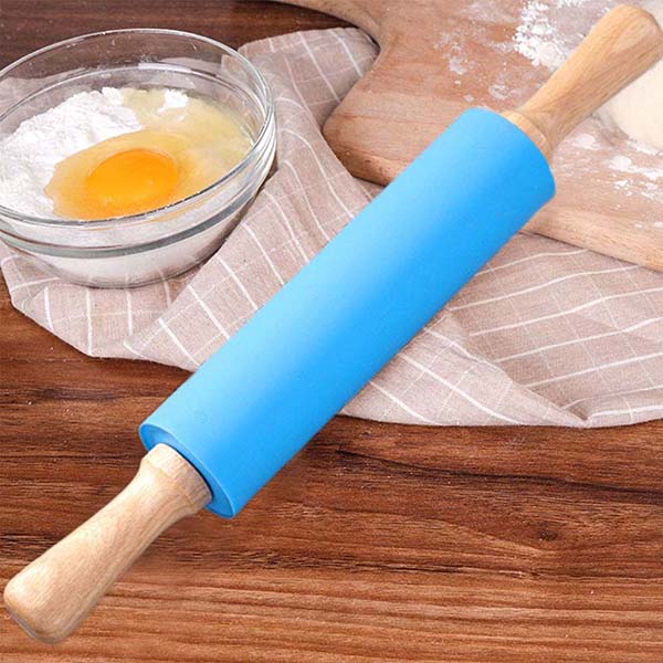 Silicone Rolling Pin Non Stick Surface Wooden Handle 