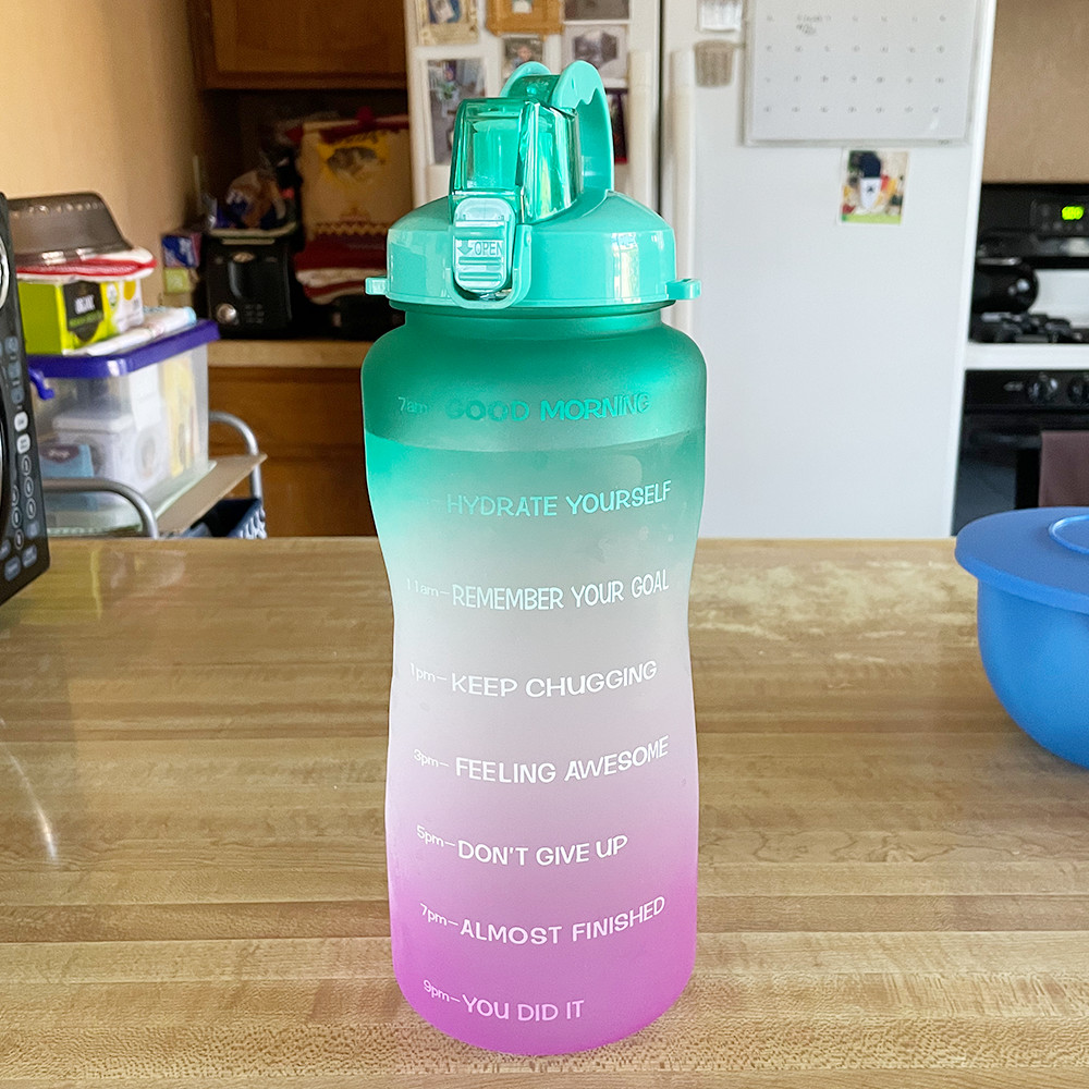 64 OZ Water Bottle with Motivational Time Marker & Straw