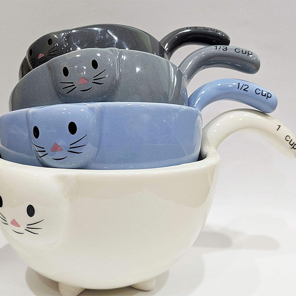 Cute cat measuring cup 4-piece set