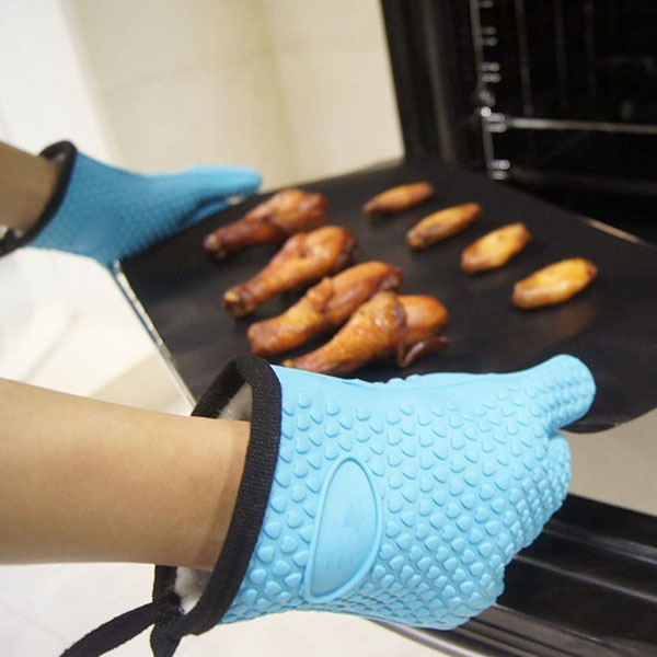 Silicone and Cotton Double-Layer Heat Resistant Oven Mitts 