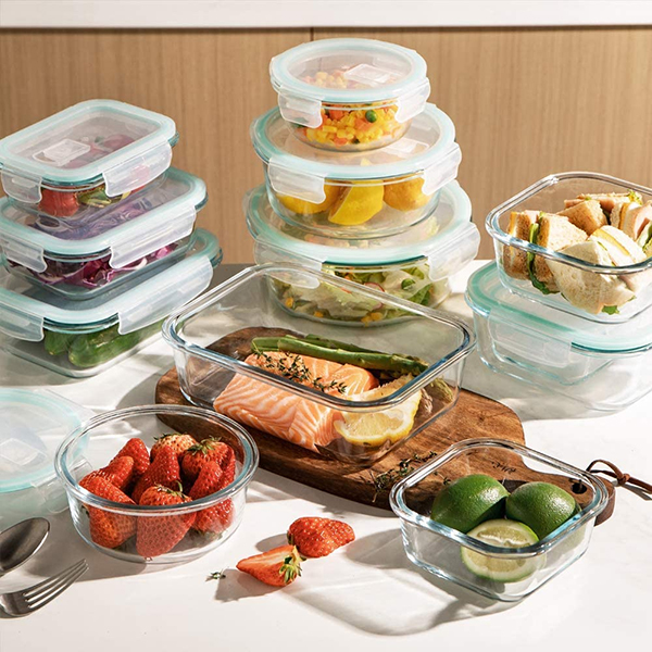 Glass food container with lid